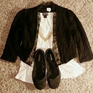 Lauren Conrad crop blazer