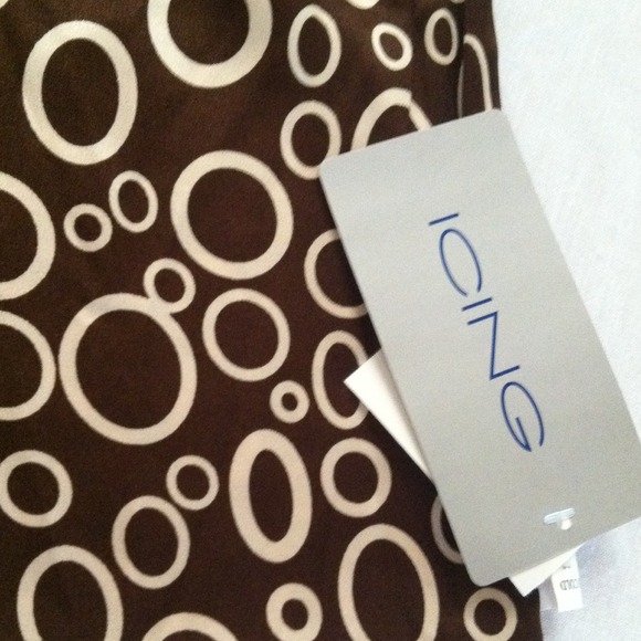 Chocolate brown & cream scarf - Picture 2 of 3