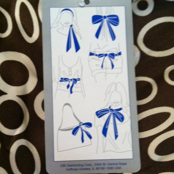 Chocolate brown & cream scarf - Picture 3 of 3