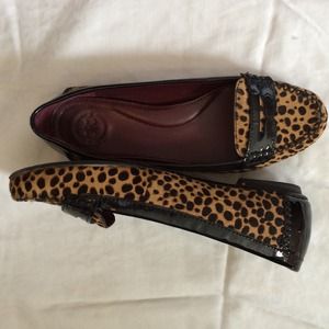 Leopard print J&M loafer flats