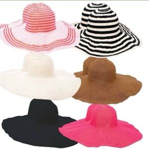 Women's floppy beach hats