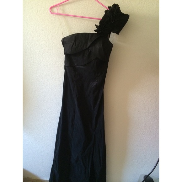 Black formal prom Forever 21 dress