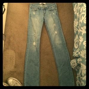 Hollister light washed jeans