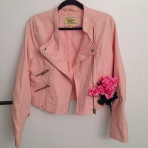 ✨2XHOST PIC✨Soft Pink Cropped Motto Jacket✨