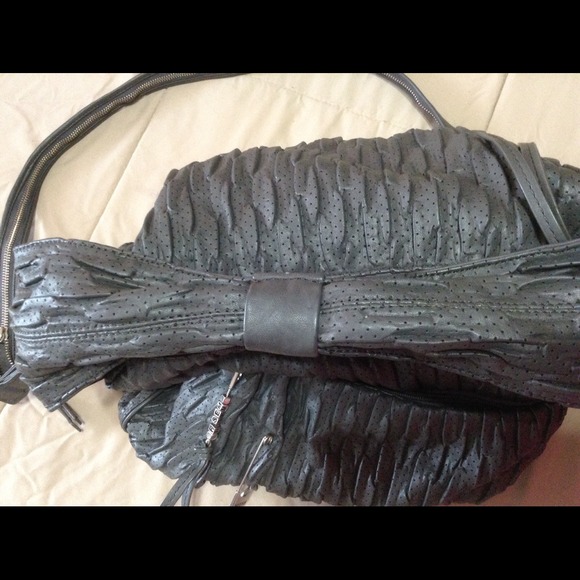 🚫 sold to local consignment. Great leather!!