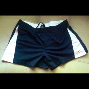 🎈REDUCED!🎈Women's Nike DriFit Training Short