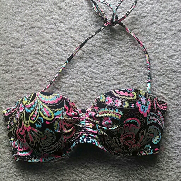 Victoria's Secret Bikini top. New, never worn.