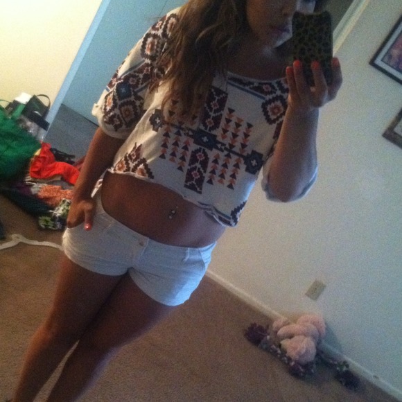 Aztec colorful pattern crop!