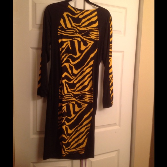 HOLD FOR AMYGARCI Long sleeve bodycon dress