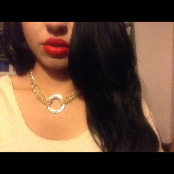 💋SOLD💋Gold guess necklace!!! (New with tags)
