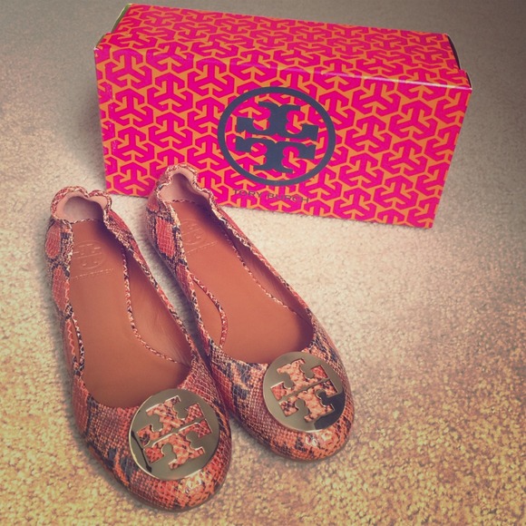 Tory burch snake print reva flats