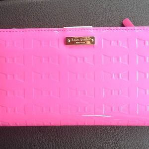 🎀Authentic Kate Spade Wallet🎀