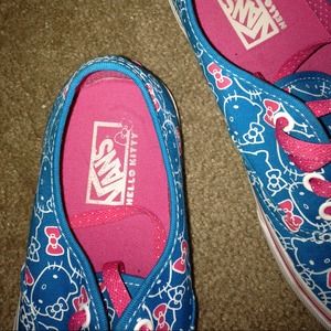 Hello Kitty Vans!