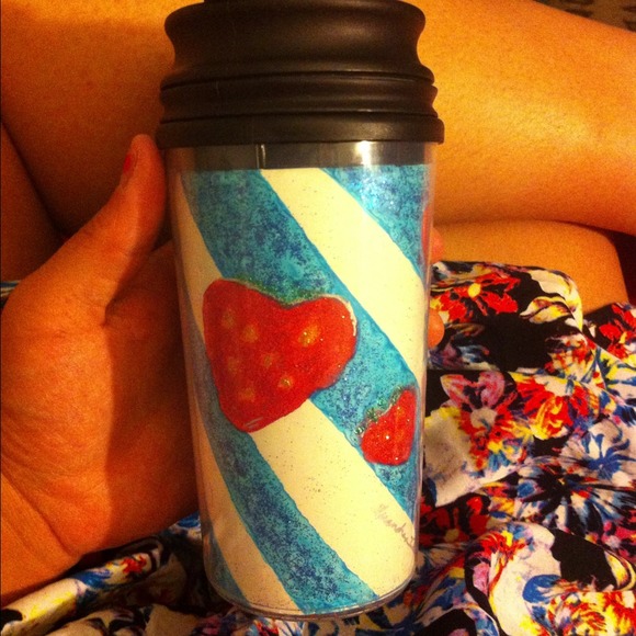 Strawberry fields MuG designed by me - Picture 2 of 4