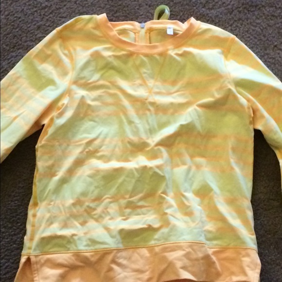 Lululemon long sleeve! For @akmantia