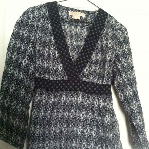 Michael Kors Long Sleeved Top - Picture 1 of 2