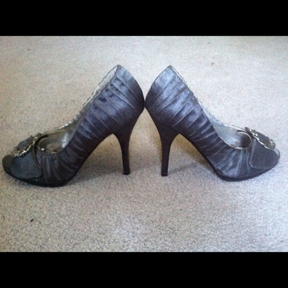 Wild Diva Shoes - Picture 3 of 3