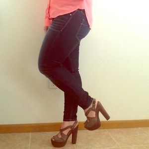 Express Stella fit ultra skinny jeggings!