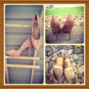 Wood look pump