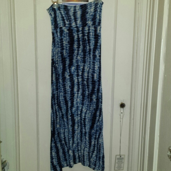 Form fitting tie Dye maxi skirt