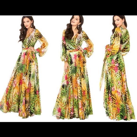 Chiffon maxi long sleeve dress