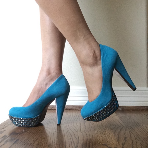 🎉❌SOLD❌Sam Edelman Teal Suede Platform Studded Heels🎉 - Picture 2 of 4