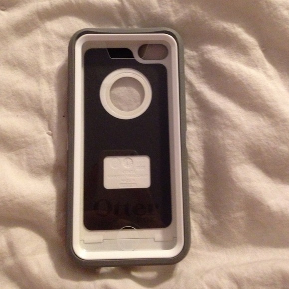 NWOT IPhone 5C otterbox