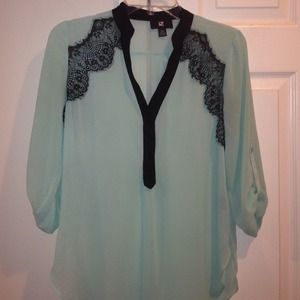 Bundle for @delfin9877 earrings & top