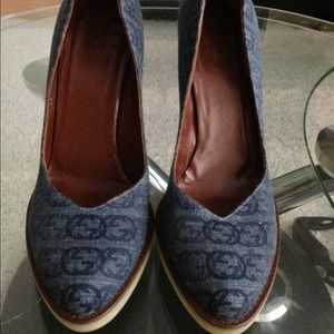 Gucci shoes