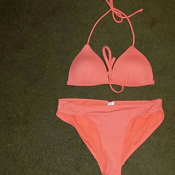 *sold❌JUST REDUCED OP coral bikini