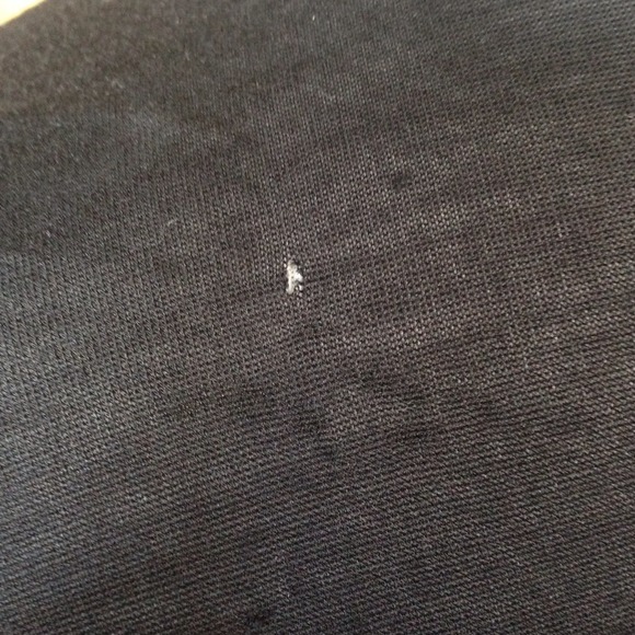 Burberry black tee - Picture 3 of 4