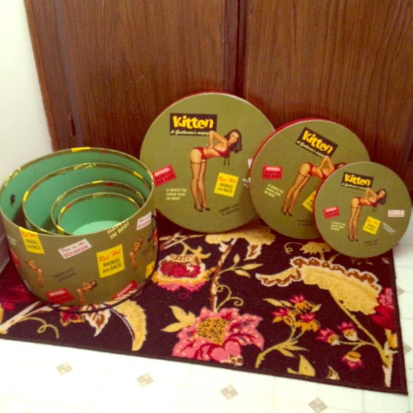 4 Pinup Nesting Hat Boxes