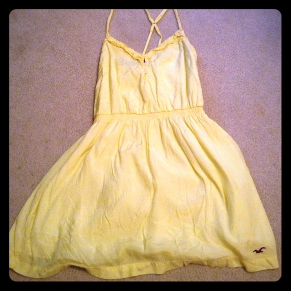Bright yellow Hollister dress. NWOT.
