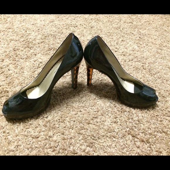 Jessica Simpson black heels 7.5