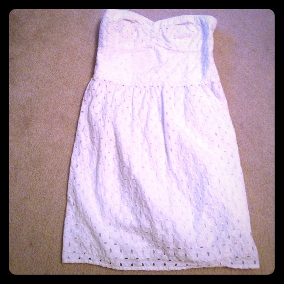 NWOT white summer dress from American eagle!