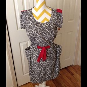 ⛔️SOLD 😝 Black and white dress with red detail