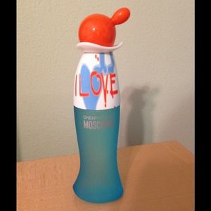 Moschino "I Love Love" Perfume