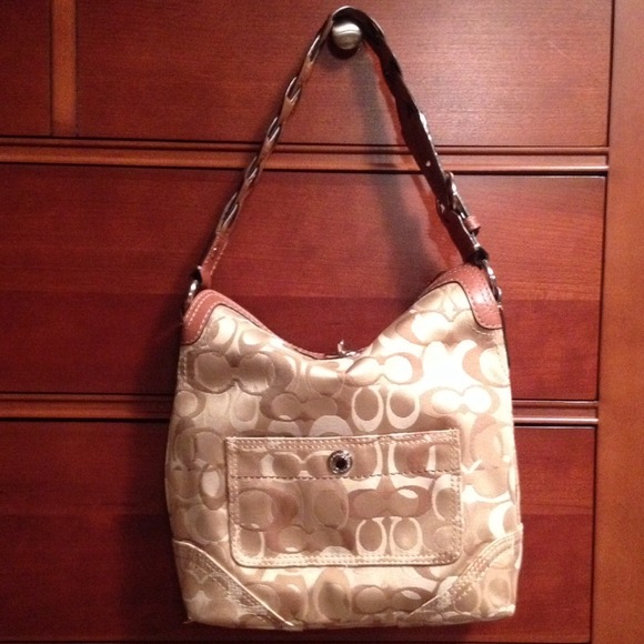 REDUCED! Coach Signature Shoulder Bag
