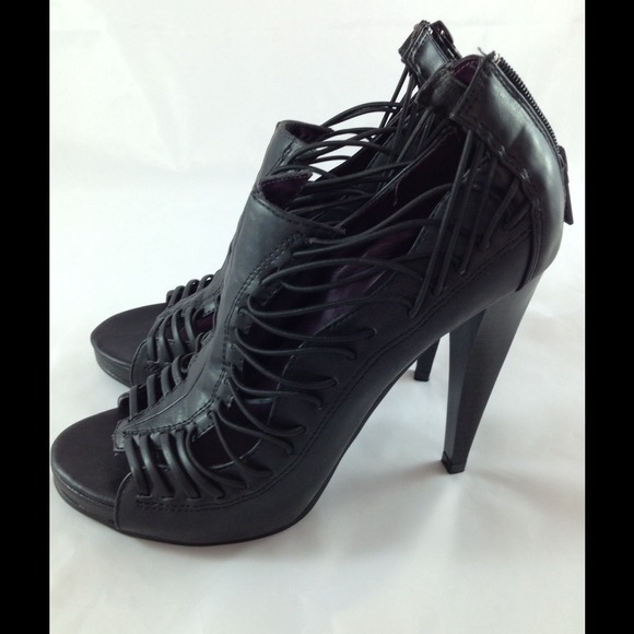 "REDUCED" Michael Antonio Sandals