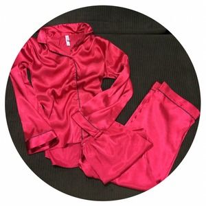 Red silky satin like Gilligan & O'malley pajamas