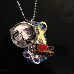 Custom dog tag necklaces☺️