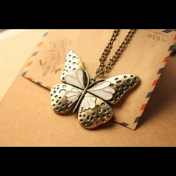 Jewelry - Make an Offer! Butterfly Necklace
