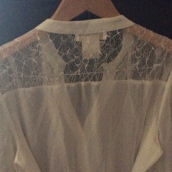 Miss Me lace boho ivory sheer blouse - Picture 4 of 4