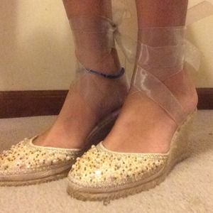 ✨JEWELED LACE UP WEDGES✨