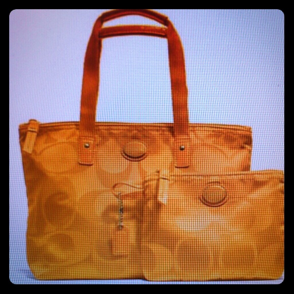 REDUCED! Coach Packable Shopper Tote & Case Bag