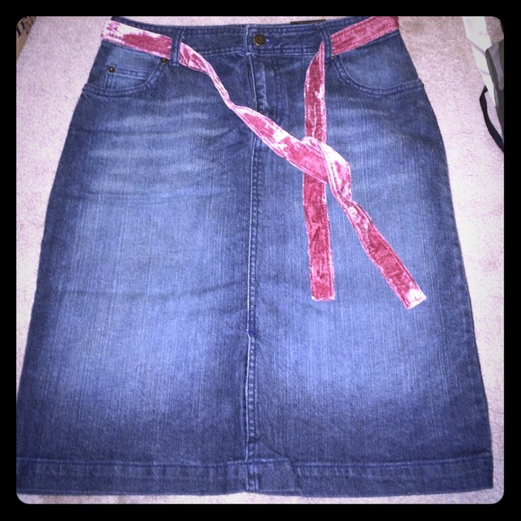 💢 ST. JOHNS BAY DENIM SKIRT