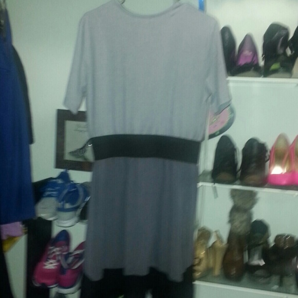 Tri color dress - Picture 4 of 4