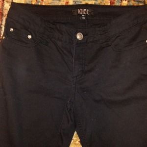 Black Capri Fitted Pants