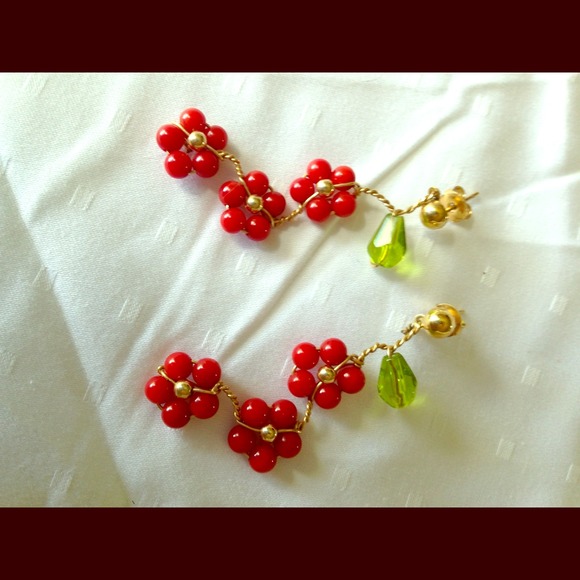 Coral flowers earrings