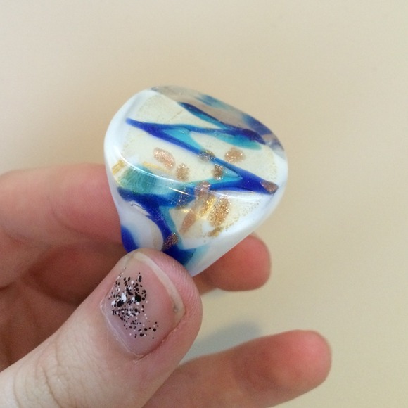 Stained glass ring from Germany. - Picture 2 of 4